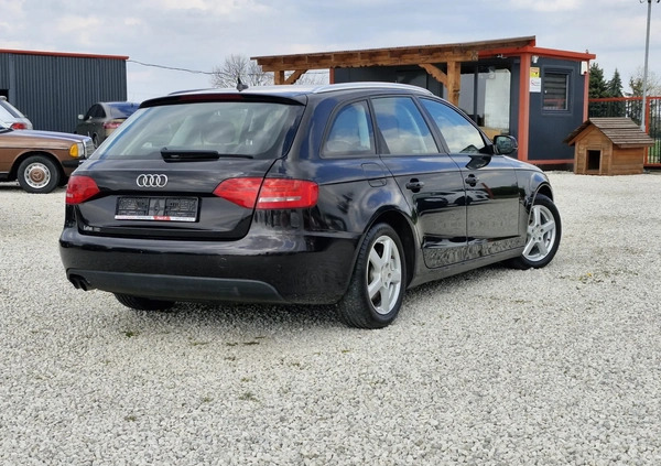 Audi A4 cena 34999 przebieg: 121969, rok produkcji 2010 z Tykocin małe 407